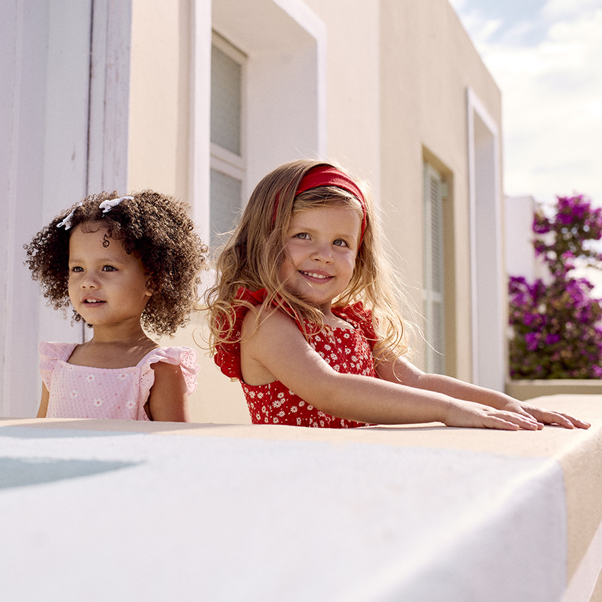 Vestido de manga corta estampado en tejido cloqué para bebé niña 
