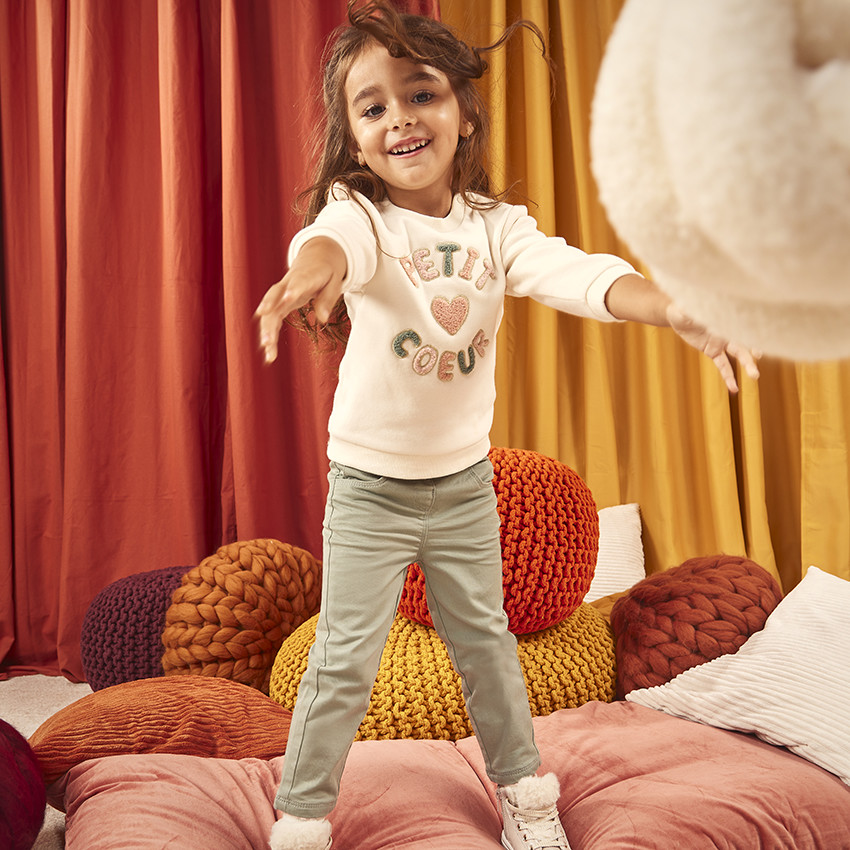 Sudadera de felpa con parches para bebé niña 