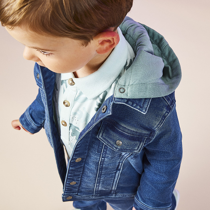 Chaqueta vaquera con capucha de felpa desmontable para bebé niño 