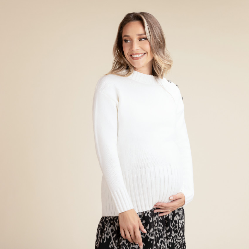 Jersey liso de punto con botones joya para mujer 