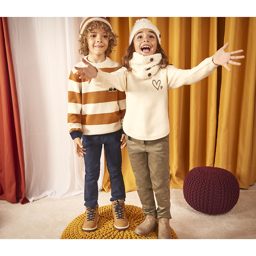 Pantalón slim de twill con efecto arrugado para niño  Additional Pantalón slim de twill con efecto arrugado para niño