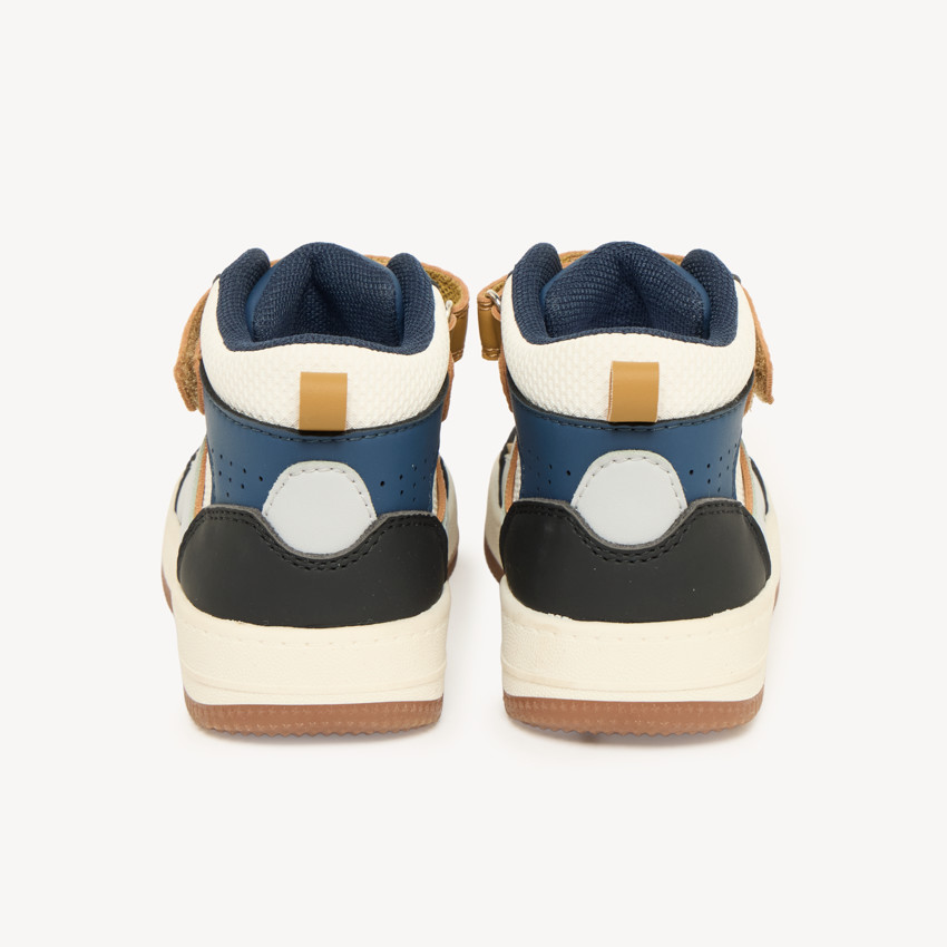 Zapatillas altas para niño con cordones y velcro 