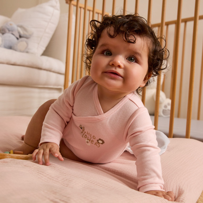 Lot de 3 bodies manches longues fantaisie pour bébé fille avec ouvertures différentes selon l'âge 