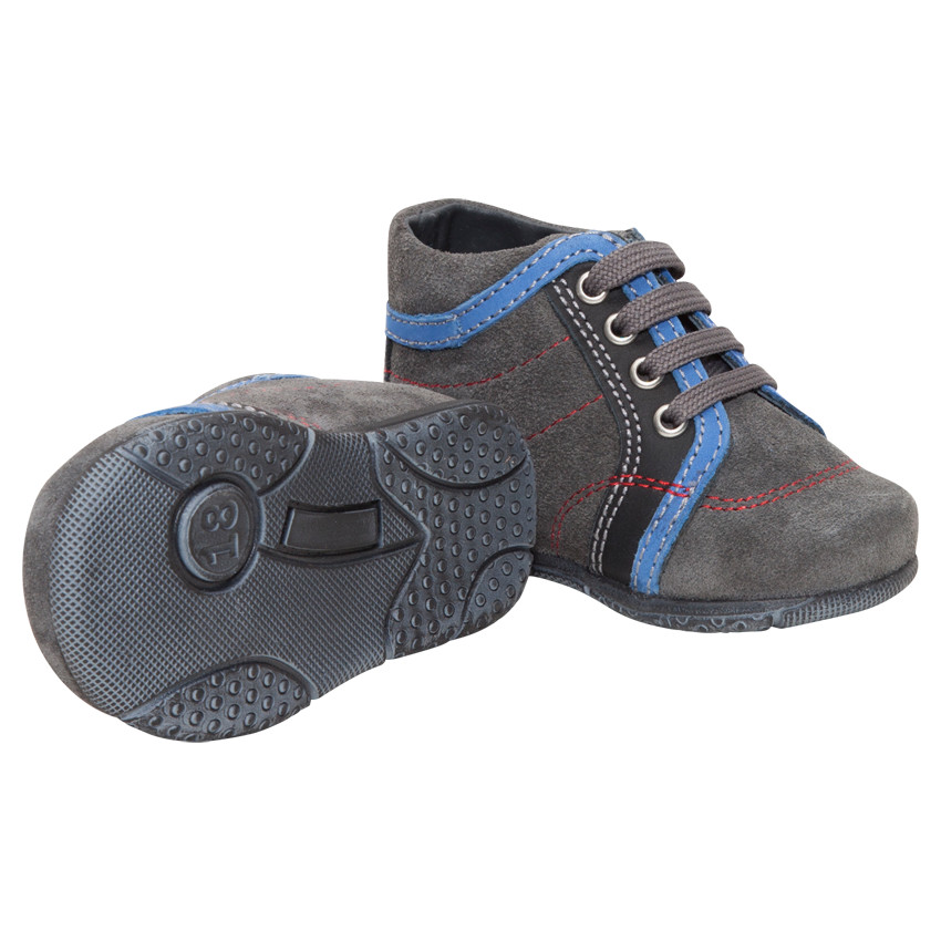 Botas de piel con cordones y estampado  