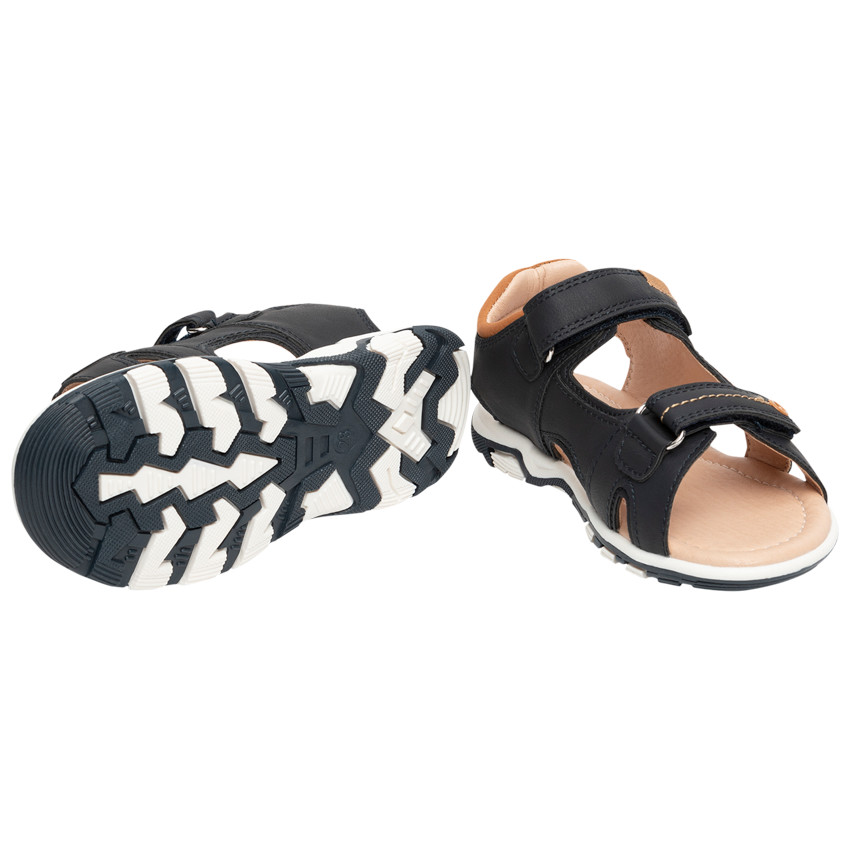 Sandalias velcro con empiñaduras contrastantes para niño  Additional Sandalias velcro con empiñaduras contrastantes para niño