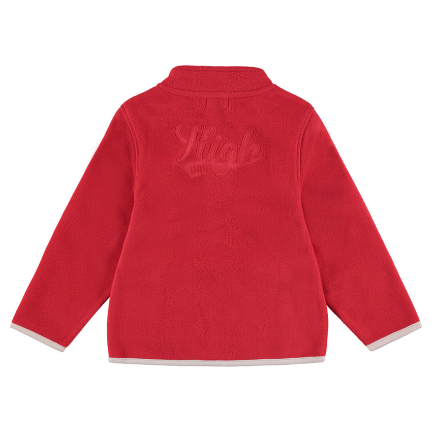 Chaqueta polar roja con cremallera e inscripción en relieve por detrás 