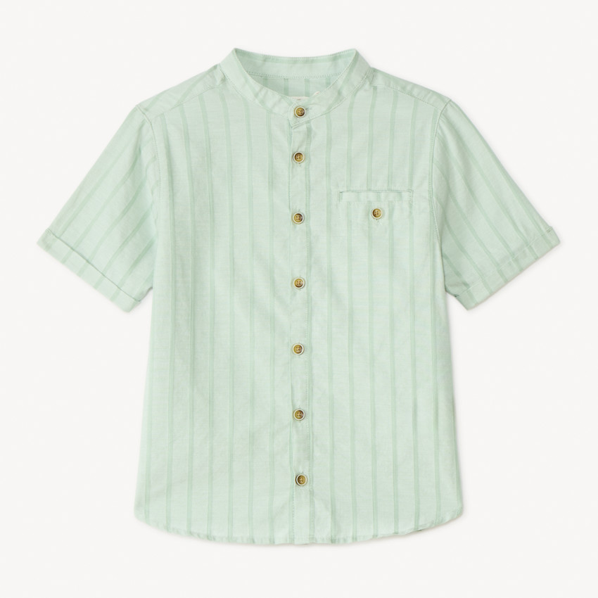 Camisa de manga corta a rayas con cuello mao niño 