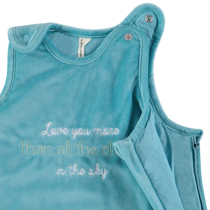 Saco de dormir sin mangas  de terciopelo y mensaje bordado 