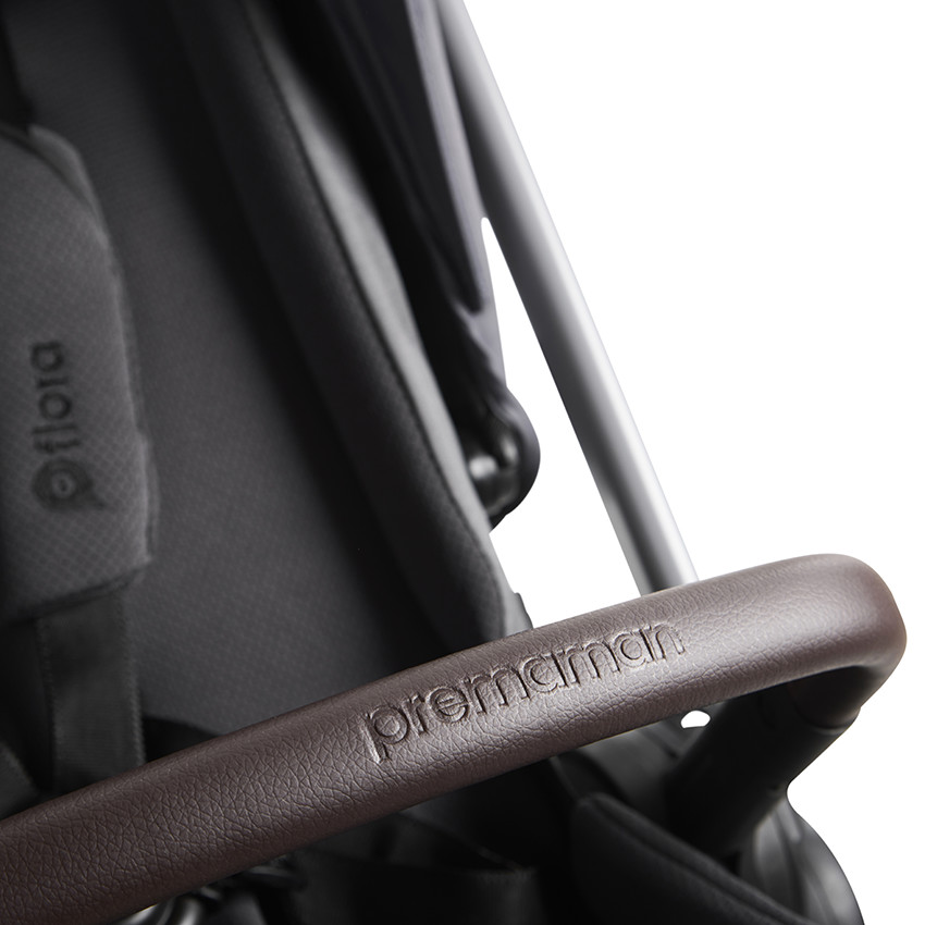 Silla de paseo compacta Flora negra 