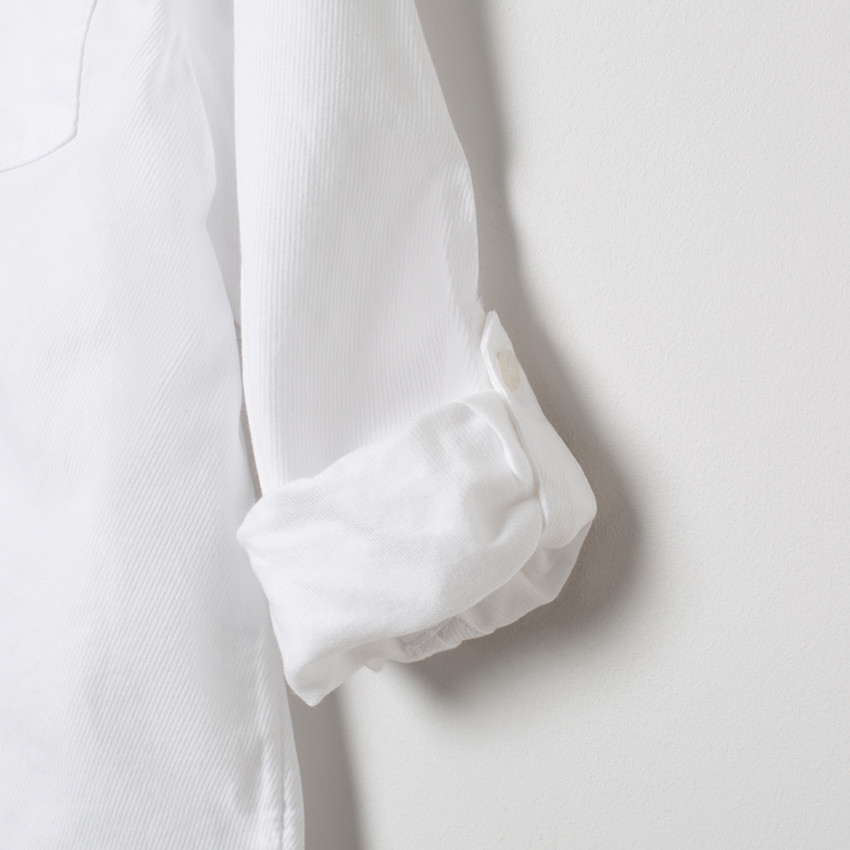 Chemise manches longues à fines rayures et cravate amovible 