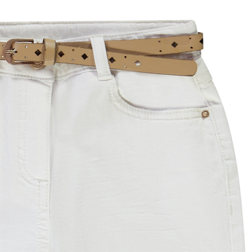 Jean mom fit con cinturón calado en gamuza para niña 