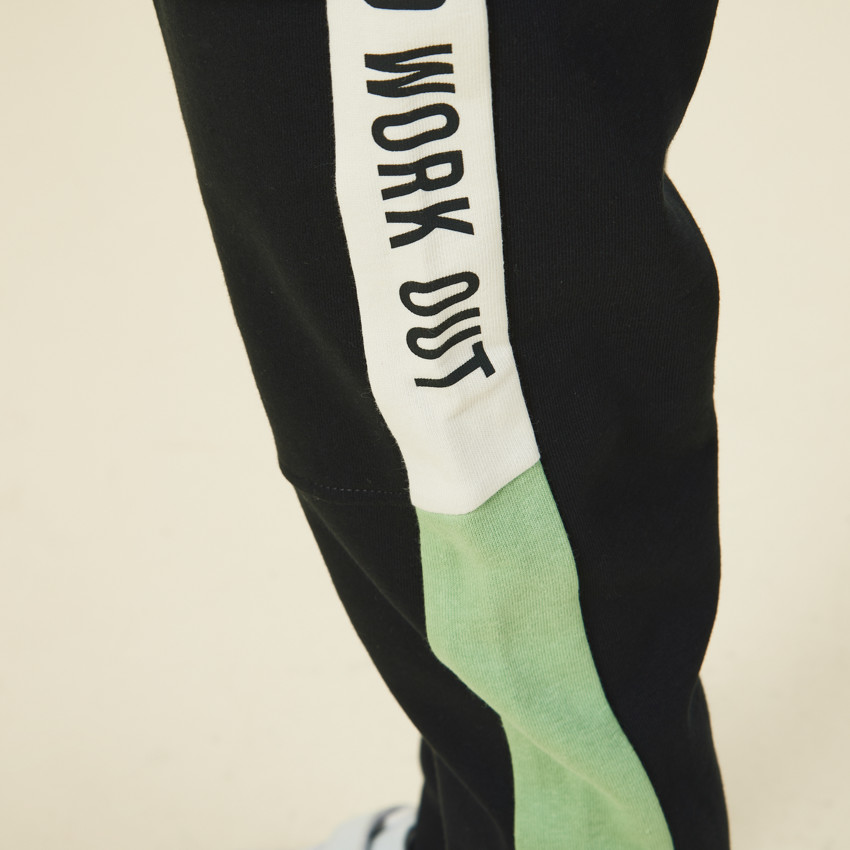 Jogging de felpa con bandas para niño 