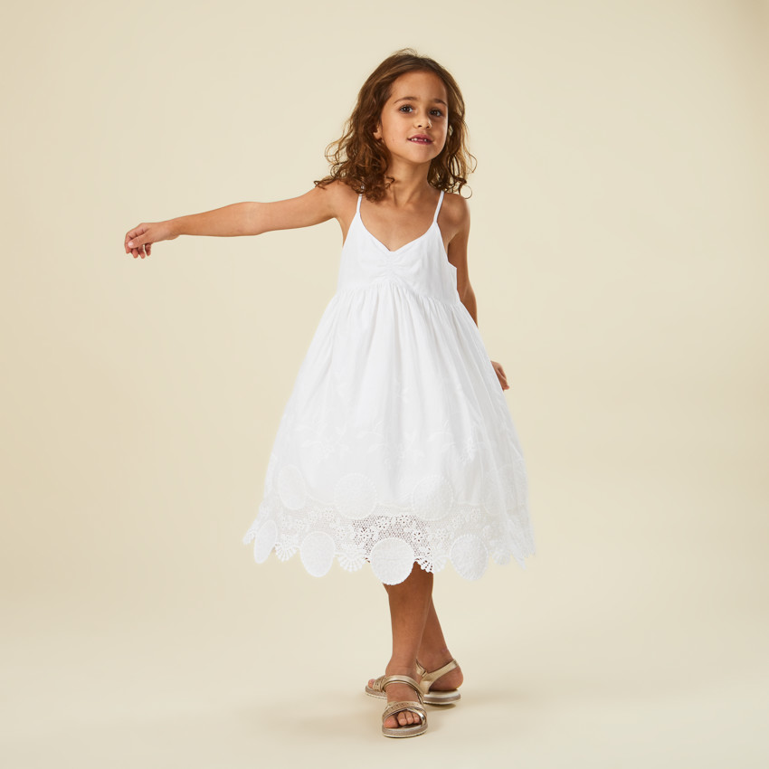 Vestido de ceremonia con bordado inglés para niña 