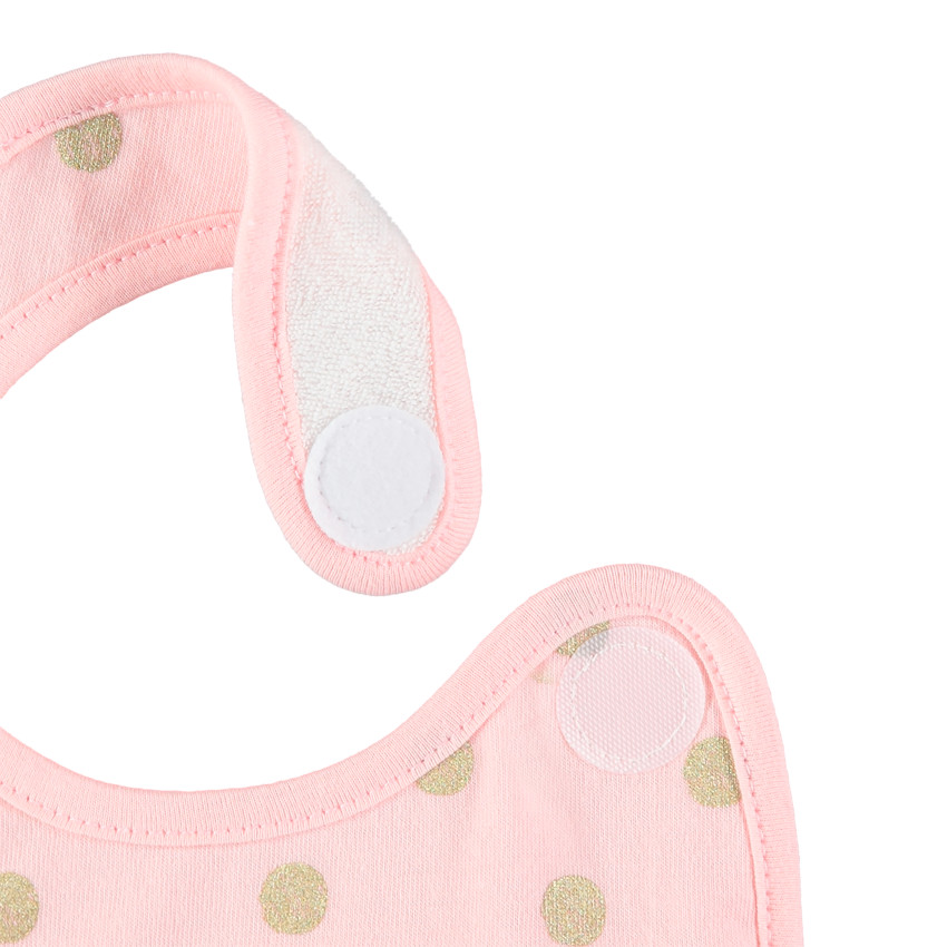 Pack de 2 baberos cortos con estampado de lunares dorados y motivo de gato dorado. 