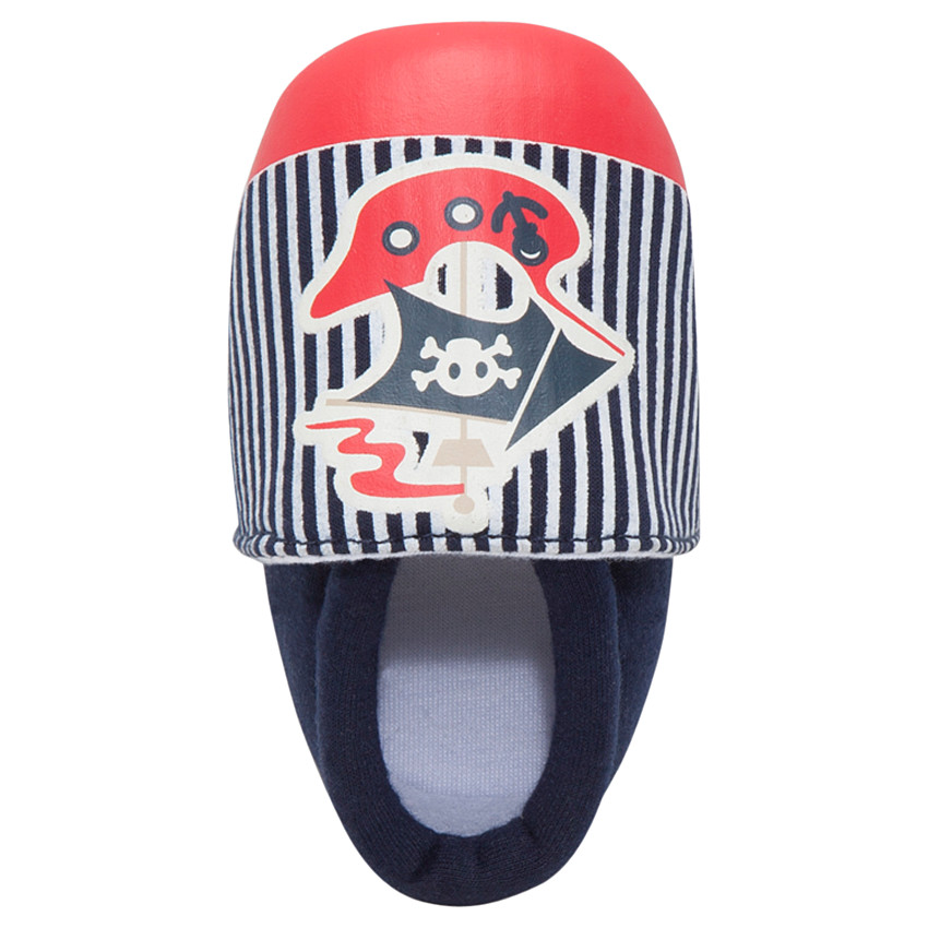 Zapatillas flexibles con rayas y osito de pirata estampado 