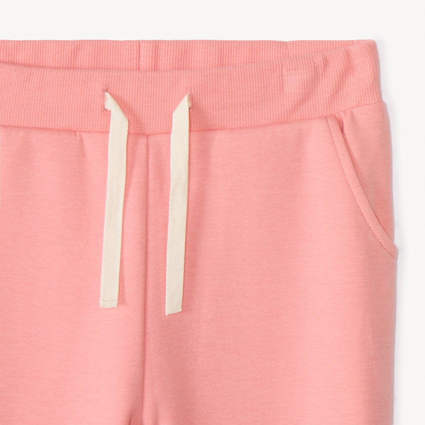 Conjunto de chándal de neopreno con estampado de corazón para niña 