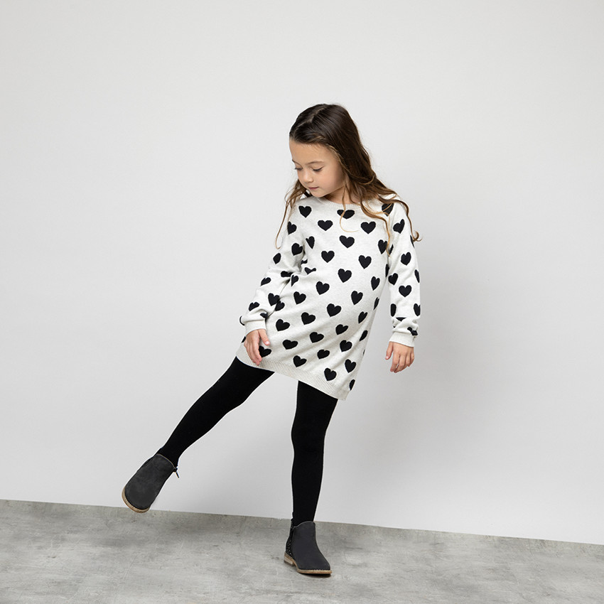 Vestido de punto estampado corazones "all-over" 