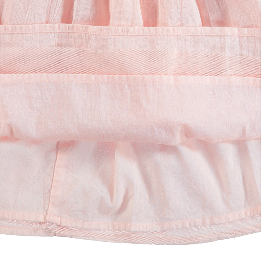 Vestido bimaterial rosa de encaje y crepé 