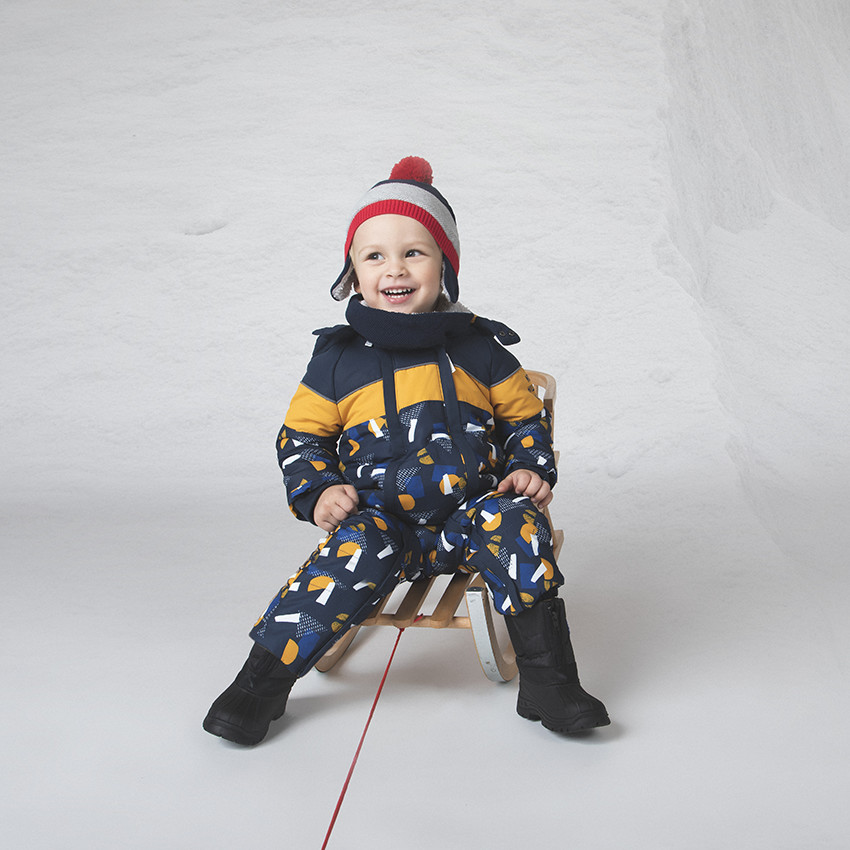 Conjunto gorro y bufanda tipo snood de punto 