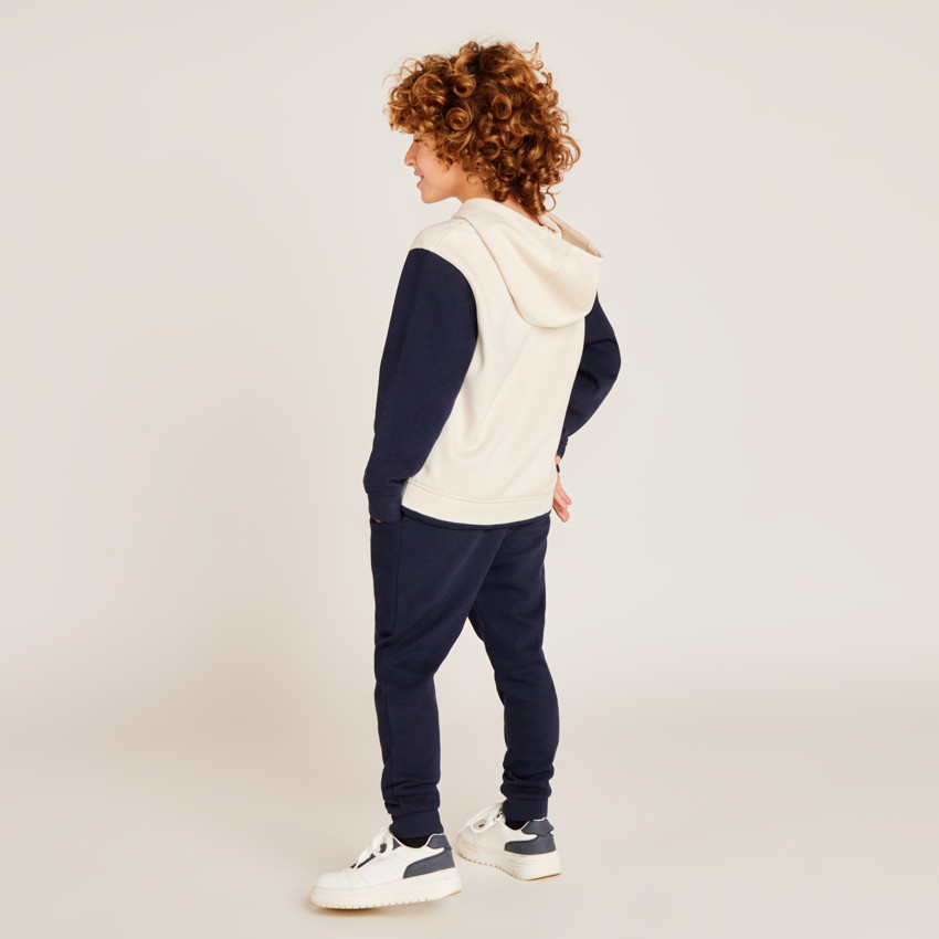 Conjunto de chándal con print de bote para niño 