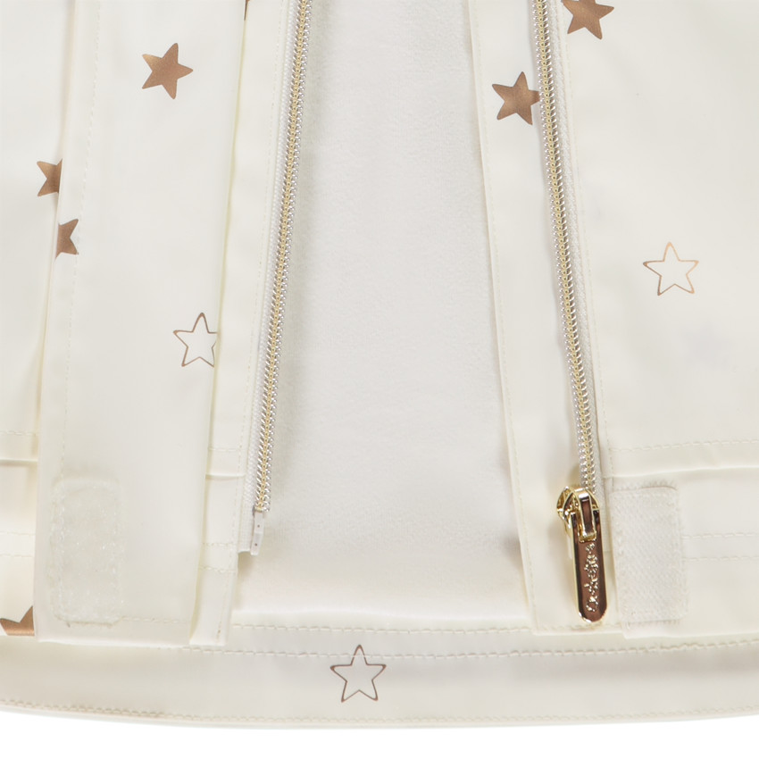 Parka goma con capucha forrada de jersey y estampado de estrellas para niña  Additional Parka goma con capucha forrada de jersey y estampado de estrellas para niña