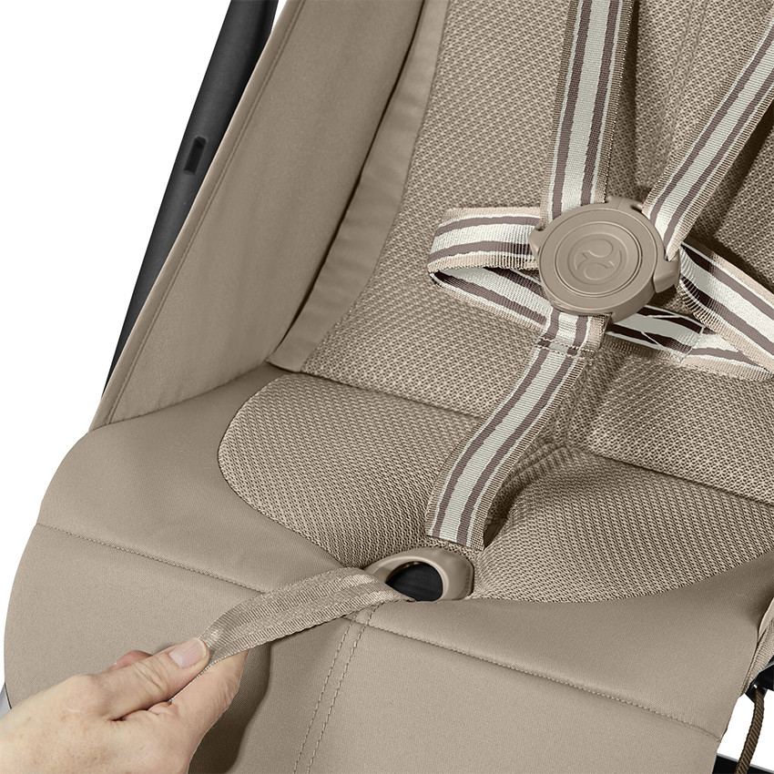 Carrito de bebé ultra compacto Orfeo chasis silver color fog grey 