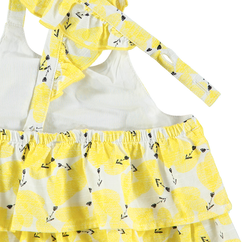 Conjunto con túnica con volantes estampada y leggings cortos de lunares 