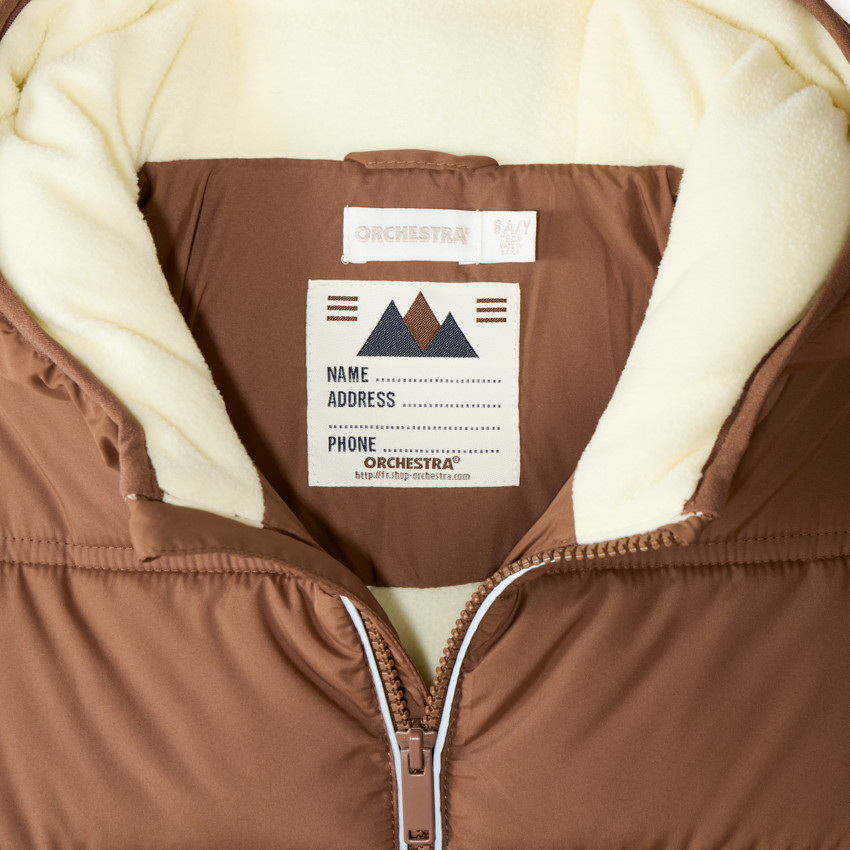 Chaqueta de abrigo gruesa para niño con capucha. 