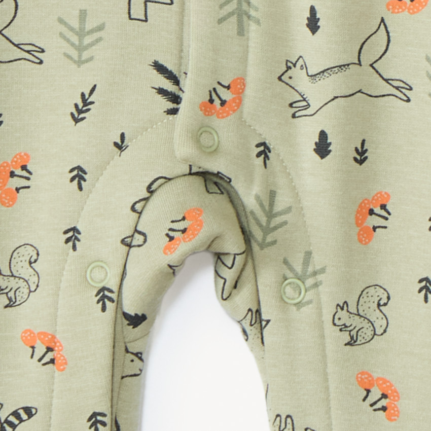 Pelele estampado "forêt" para bebé niño con aperturas diferentes según la edad 