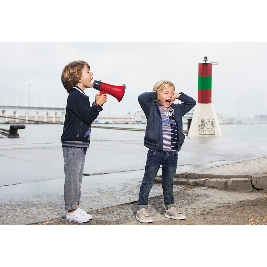 Pantalón de algodón de rayas finas y tiburón de relieve 