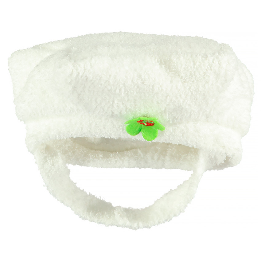 Béret estrella de punto fantasía y pequeña flor verde 