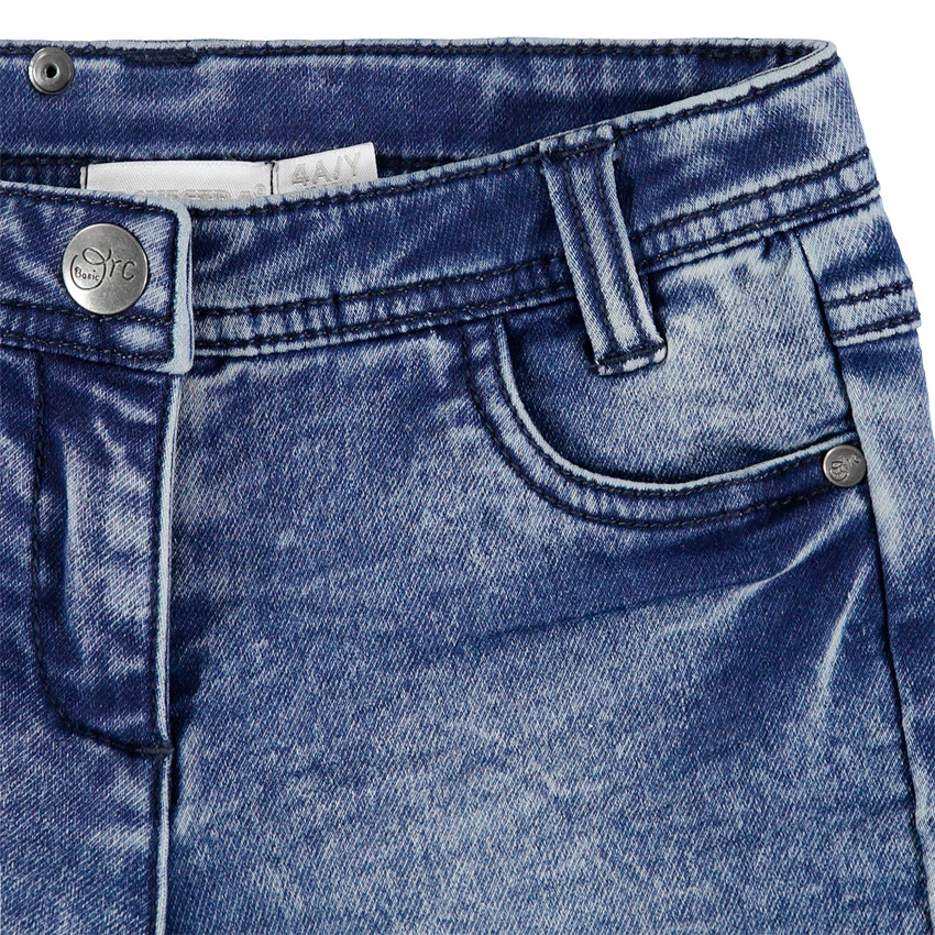 Pantalón corto de felpa vaquera con efecto desgastado  Additional Pantalón corto de felpa vaquera con efecto desgastado