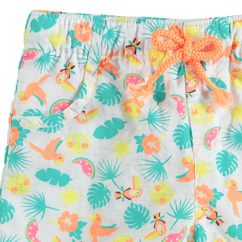 Pantalón corto de rayas finas plateadas y estampado tropical all-over 
