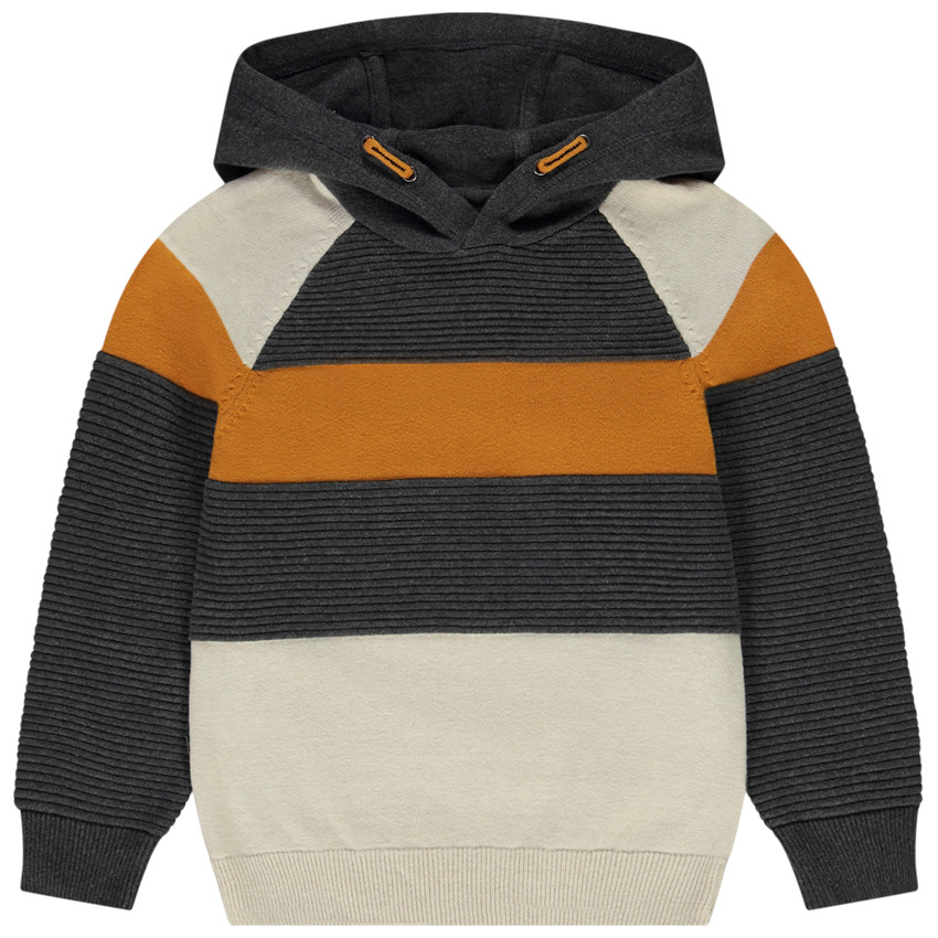 Orchestra new arrivals pull garcon