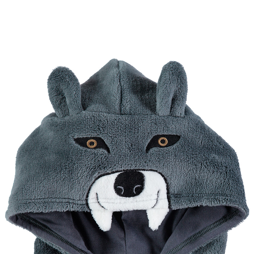 Pijama con lobo de polar con detalles de relieve 