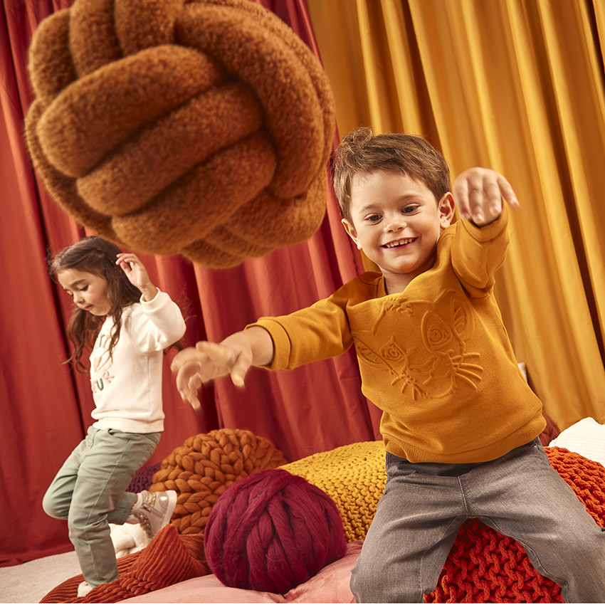 Sudadera de felpa con parches para bebé niña 