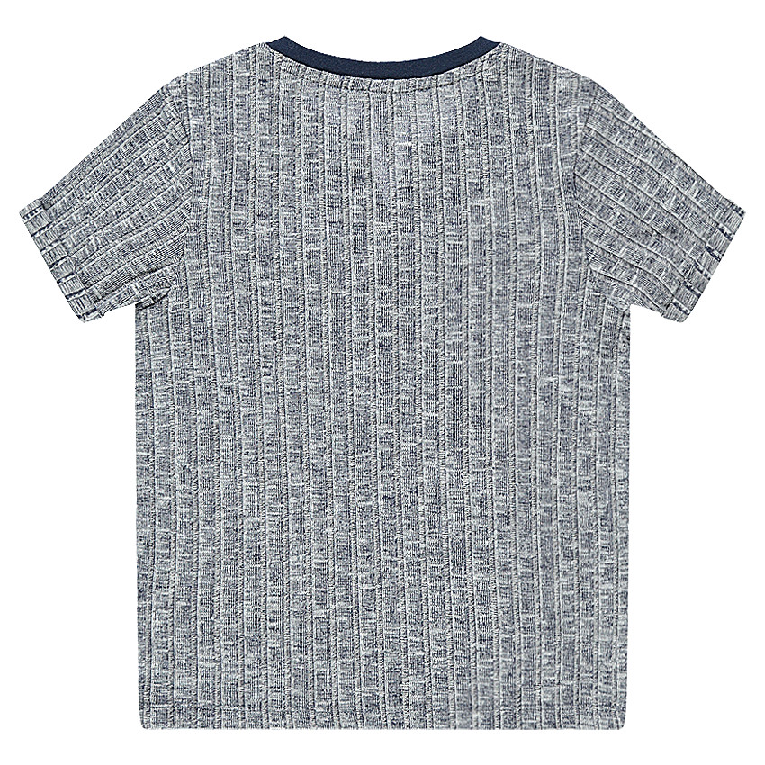 Camiseta acanalada con bolsillo y cuello tunecino 