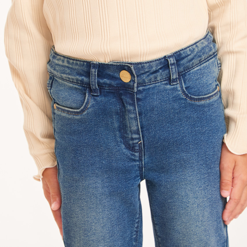 Vaqueros slim en denim efecto lavado niña 