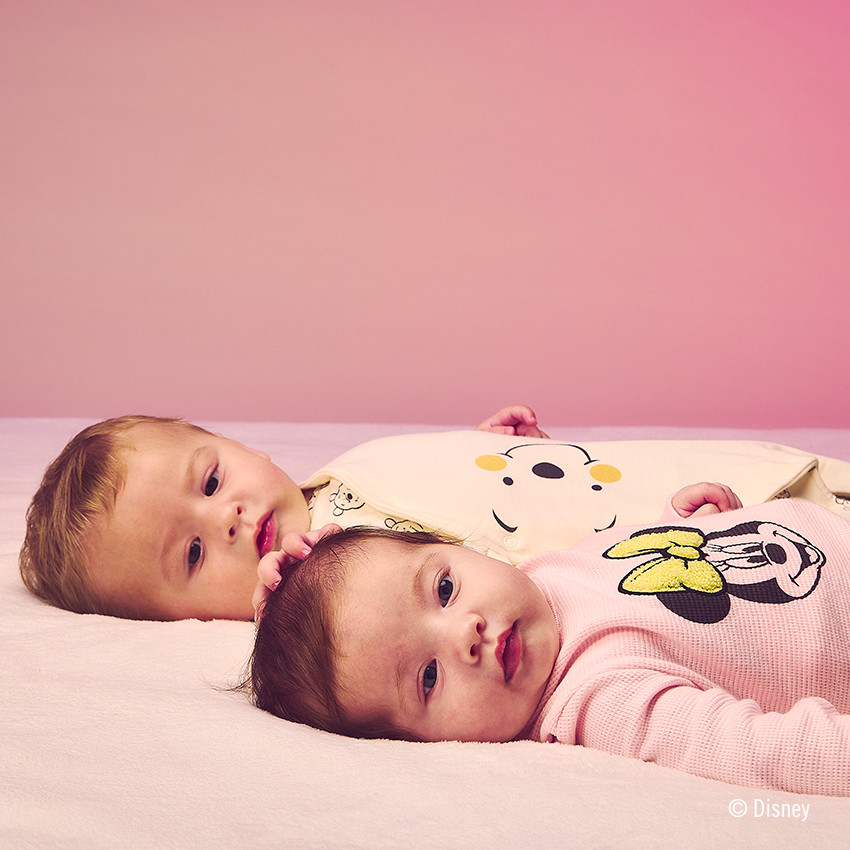 Pelele de felpa con estampado de Winnie the Pooh para bebé 