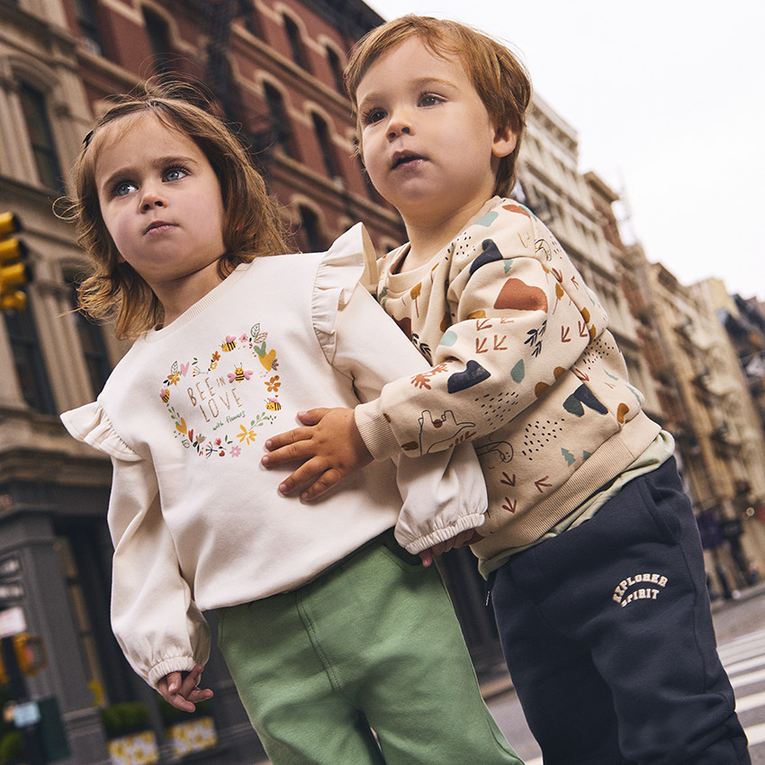 Conjunto de felpa con sudadera bordada para bebé niña 