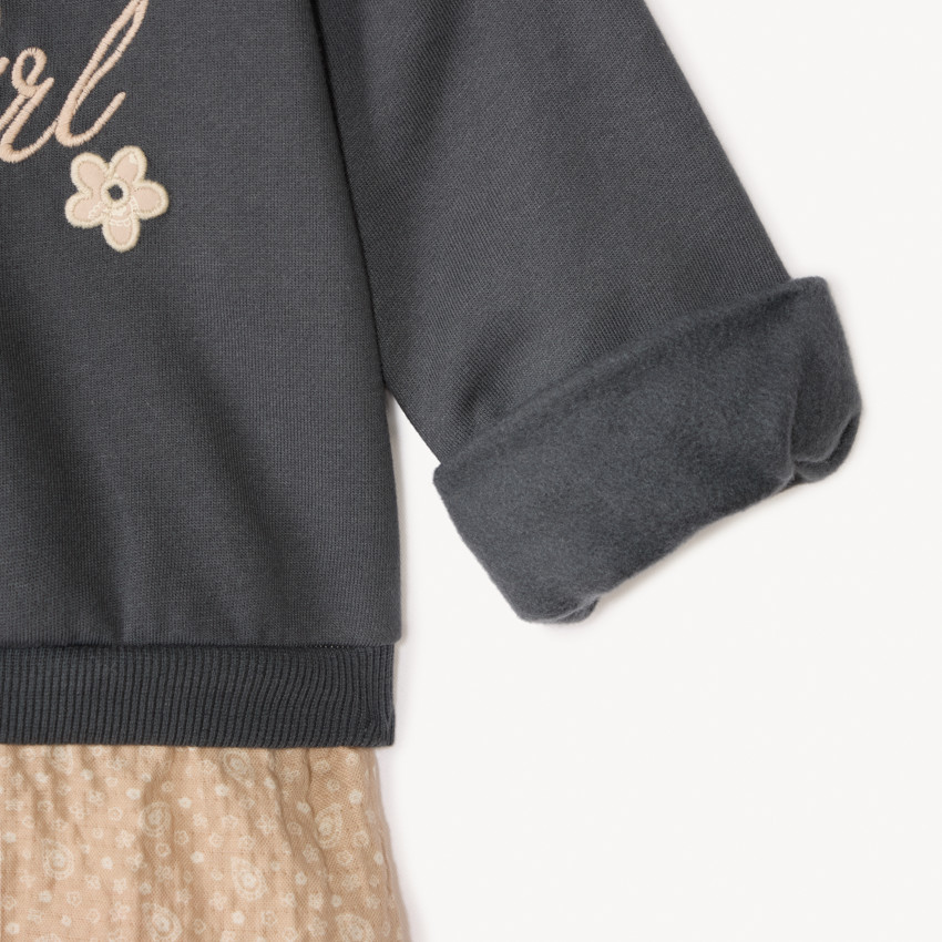 Sudadera 2 en 1 de felpa bordada para niña. 