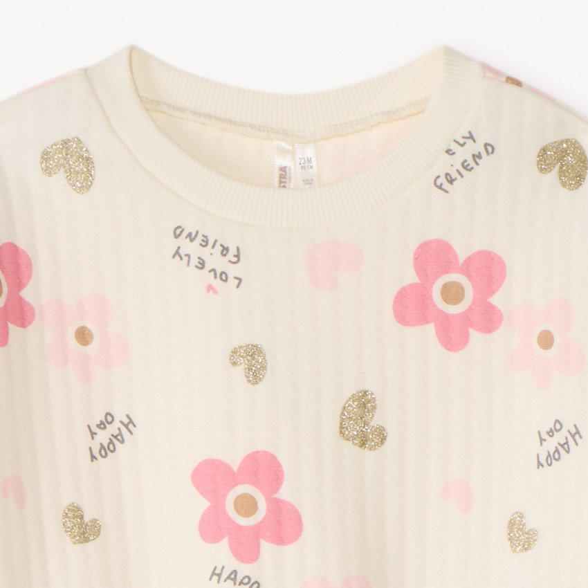 Conjunto de chándal de felpa con efecto acanalado para niña. 