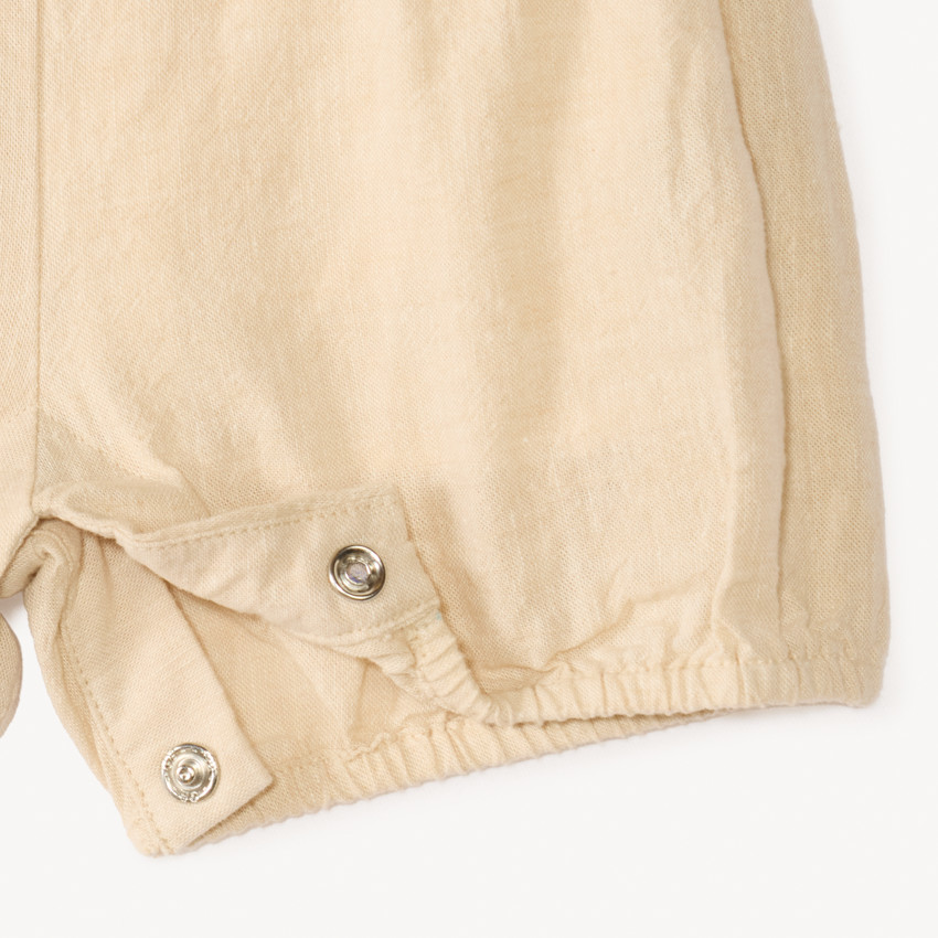 Conjunto de tirantes cortos + camisa con cuello Claudine para bebé niño 