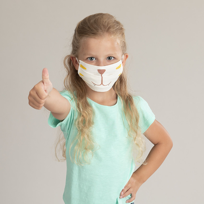 Lote de 2 mascarillas de tela para niño con estampado de animales de la jungla  Additional Lote de 2 mascarillas de tela para niño con estampado de animales de la jungla