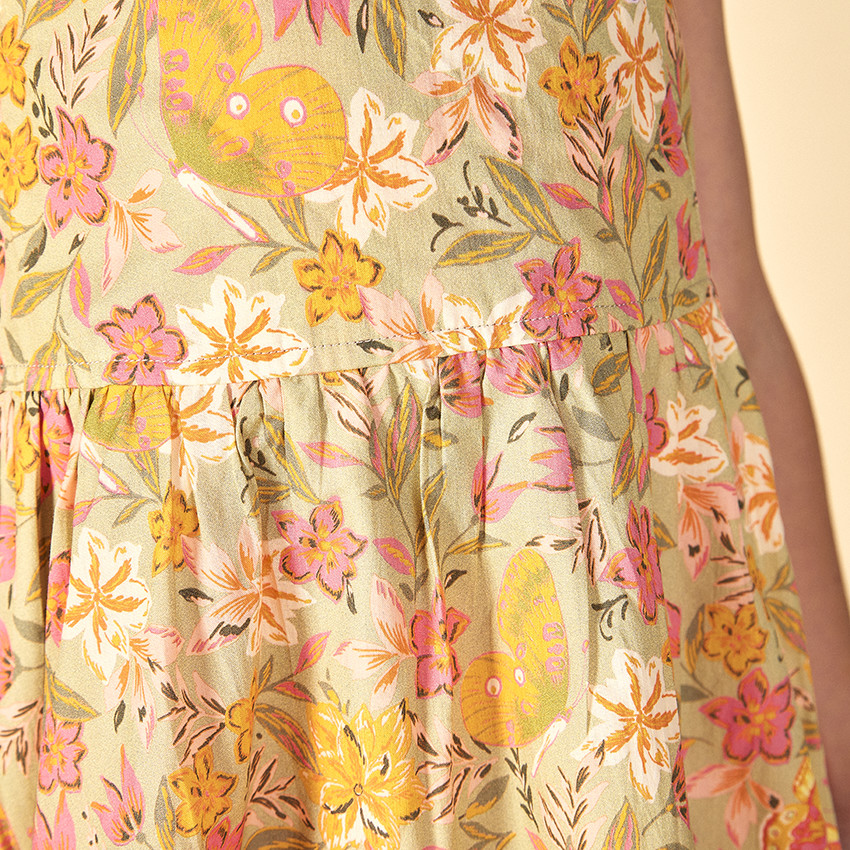 Vestido con volantes y tirantes estampado floral niña 