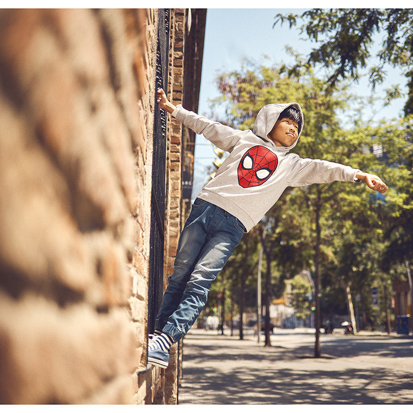 Jeans jogger efecto desgastado para niño  Additional Jeans jogger efecto desgastado para niño