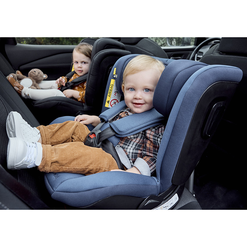 Silla de coche giratoria i-Twist i-Size negra 