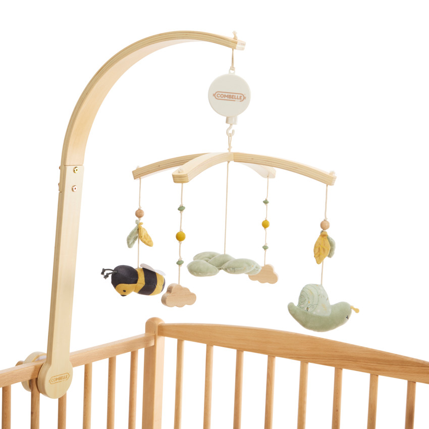 Móvil musical Paseo Bucólico verde 