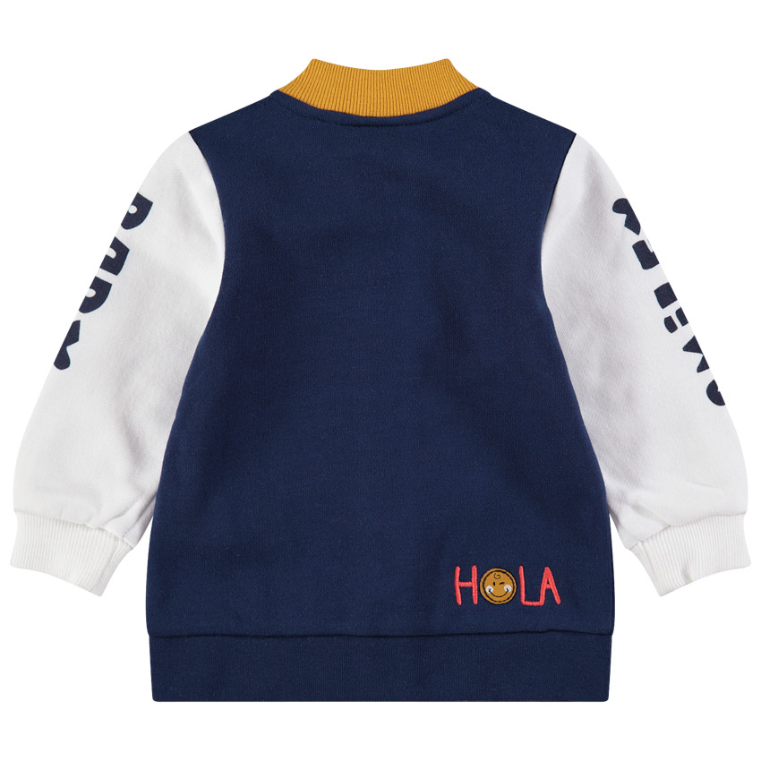 Chaqueta de felpa estilo campus con detalles ©Smiley 