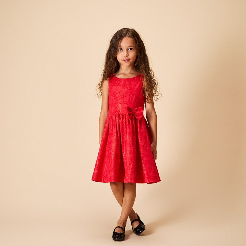 Vestido de fiesta sin mangas con motivos jacquard iridiscentes para niña 